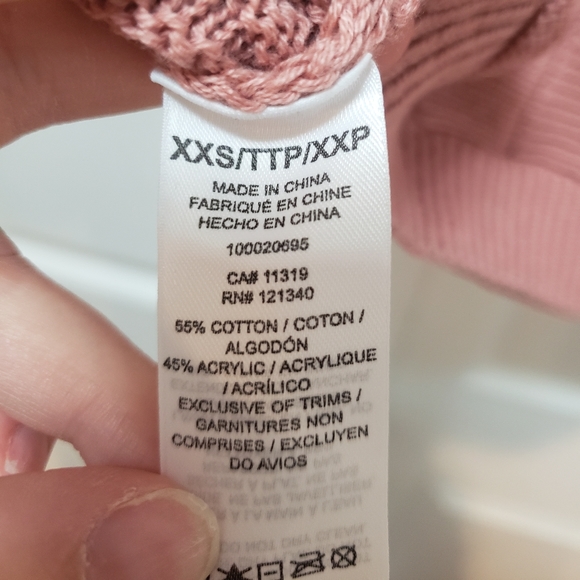 Dynamite V Neck Sweater - Picture 4 of 4